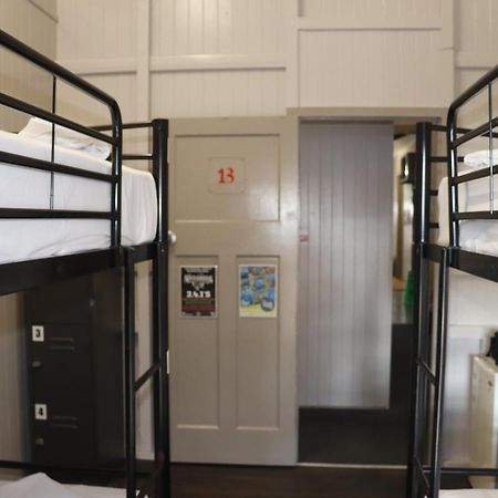 The Jack Backpackers Hostel Cairns Bagian luar foto