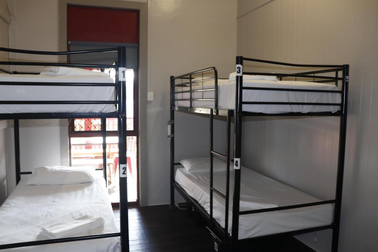 The Jack Backpackers Hostel Cairns Bagian luar foto