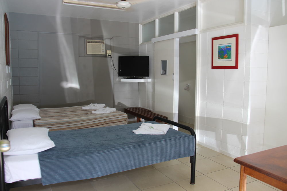 The Jack Backpackers Hostel Cairns Bagian luar foto
