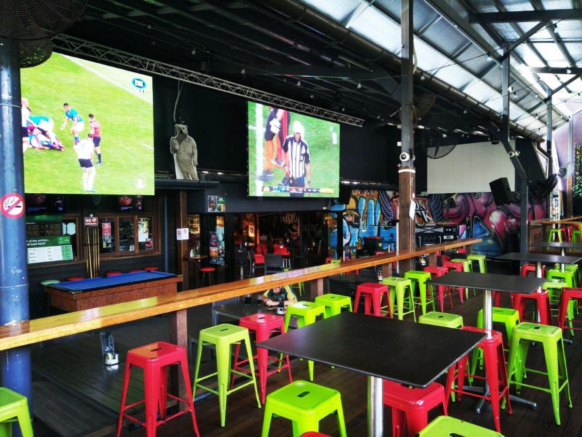 The Jack Backpackers Hostel Cairns Bagian luar foto