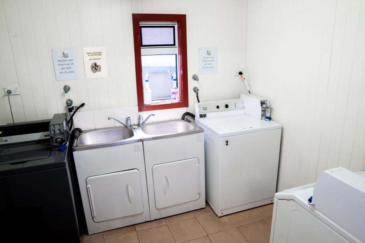 The Jack Backpackers Hostel Cairns Bagian luar foto